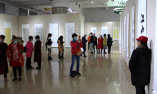 参观展览现场照片1.jpg